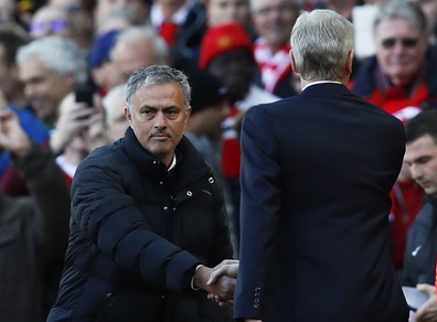 Mourinho-Wenger, quella gelida stretta di mano