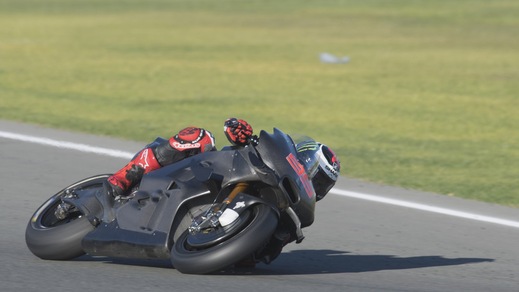 MotoGp Ducati, Lorenzo: «Sono felice e motivato»