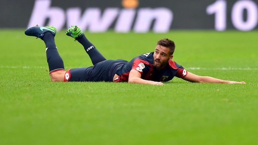 Serie A Genoa Pavoletti, trauma contusivo-distorsivo al ginocchio