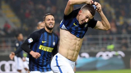 Serie A, Milan-Inter 2-2: Suso show, pari in extremis di Perisic