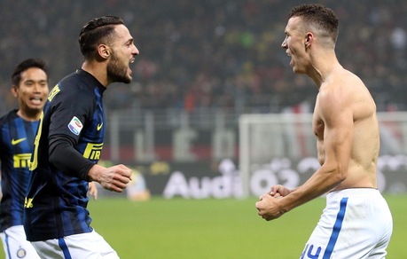 Milan-Inter 2-2: Perisic beffa Montella al 92'