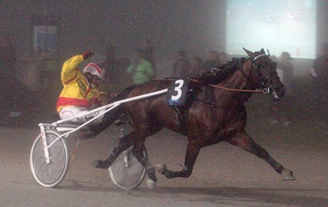 Pascià molto Lest anche nella nebbia