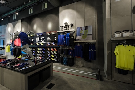 Primo flagship store a Milano per New Balance