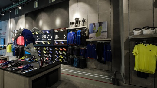 Primo flagship store a Milano per New Balance