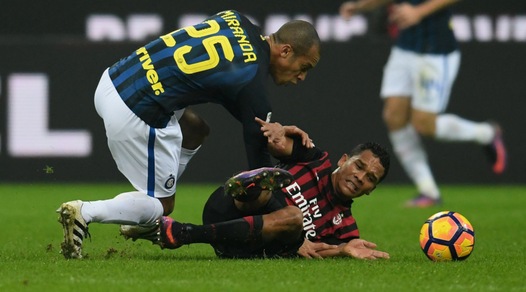 Milan, Bacca salta l'Empoli: "Sovraccarico muscolare nel derby"