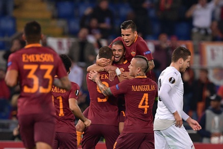 Roma-Viktoria Plzen 4-1: tre volte Dzeko per il passaggio del turno