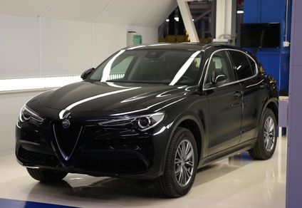 Alfa Romeo Stelvio, ecco la versione "base"