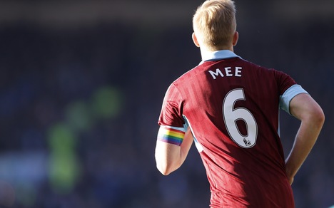 Premier League, Burnley-Manchester City (1-2): Marney non basta, gli ospiti vincono in rimonta