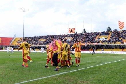 Serie B Benevento-Cesena, probabili formazioni e tempo reale alle 20.30