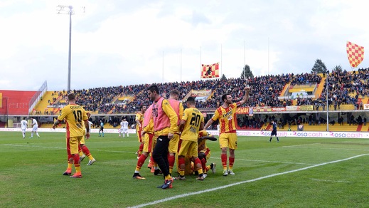 Serie B Benevento-Cesena, probabili formazioni e tempo reale alle 20.30