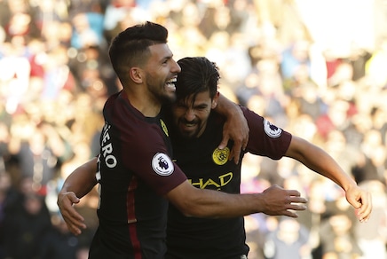 Premier, volano City e Liverpool. Pari Leicester al 94'