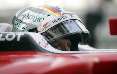F1 Ferrari, Vettel: «Abu Dhabi, pronto a lottare per il podio»