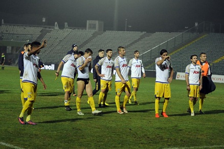 Lega Pro, il Parma perde ancora. Lucarelli duro: «Indegni»