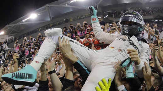 Abu Dhabi, festa Rosberg: campione del mondo per la prima volta