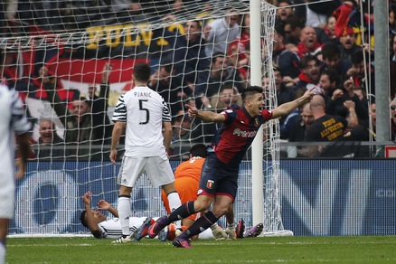 Serie A, Genoa-Juventus 3-1: Simeone e autogol di Alex Sandro, tutto nel primo tempo