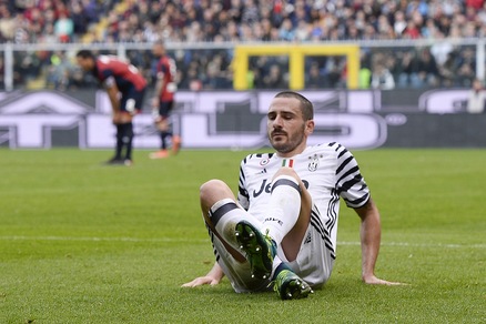 Ahi Juventus, Bonucci rischia due mesi di stop