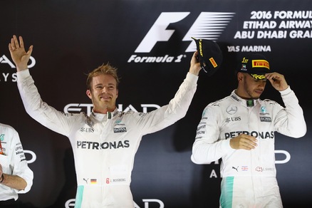 F1 Abu Dhabi, Rosberg: «Felicissimo, campione come mio padre»