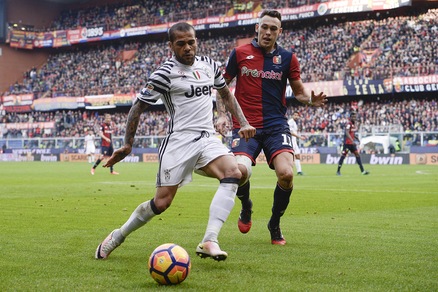 Juventus, Dani Alves: «Non è grave, torno presto»