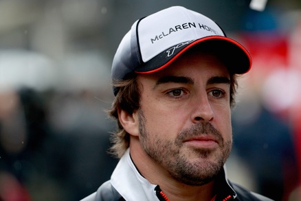F1, McLaren: «Faremo di tutto per trattenere Alonso»