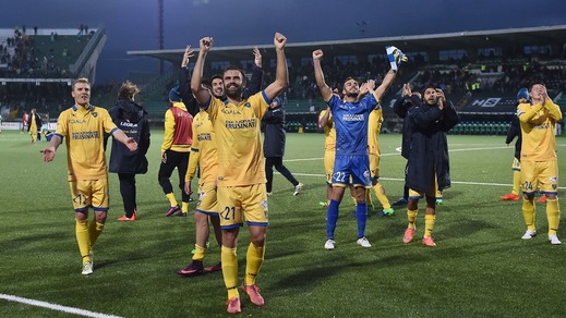 Calciomercato Frosinone, rinnovano Soddimo, Frara, Russo e Sammarco