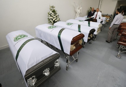 Chapecoense, i familiari preparano il funerale