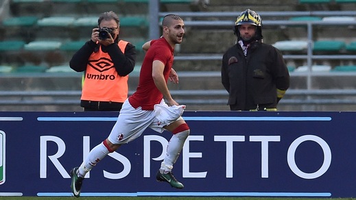 Due volte Bari, Salernitana ko. Pari Frosinone