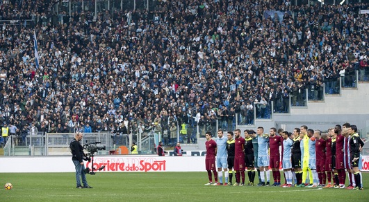 Lazio-Roma, anche la stracittadina omaggia le vittime della Chapecoense