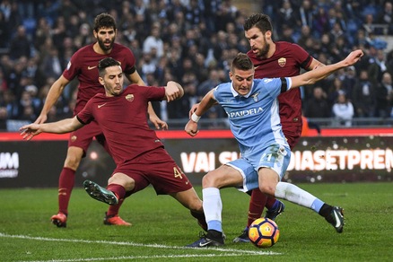 Roma, carica Manolas: «A Natale primi in classifica»