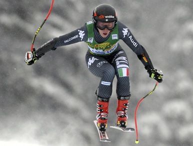 Sci, Goggia terza in SuperG a Lake Louis