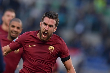 Roma, 2 giornate a Strootman: salta Milan e Juventus