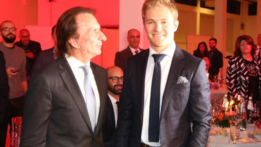 F1, Rosberg risponde a Lauda: «Volevo avvisarlo a Natale»