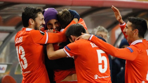 Europa League, Vecino-Chiesa: la Fiorentina batte 2-1 il Qarabag