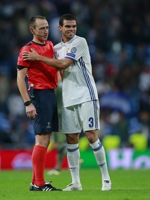 Real Madrid, Pepe prepara l'addio: «Ho ricevuto offerte irrinunciabili»