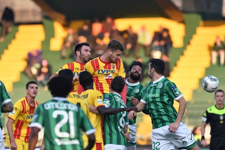 Risultati Serie B: Verona e Frosinone ko, pari Benevento