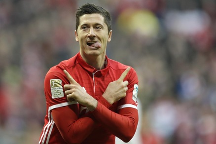 Lewandowski rifiuta maxi offerta dalla Cina: più di 40 milioni