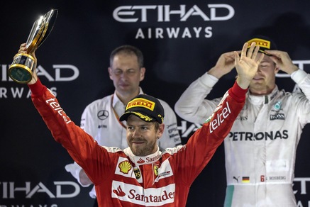 F1, Vettel: «I tifosi sono il superpotere della Ferrari»