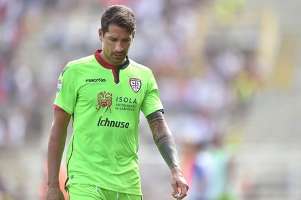 Serie A Cagliari, per Borriello distorsione alla caviglia