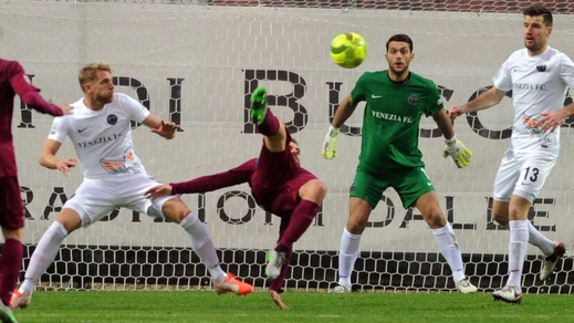 Lega Pro Albinoeffe-Venezia 0-1. Inzaghi torna in vetta