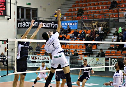 Volley: A2 Maschile Girone Bianco, Siena risponde a Castellana Grotte