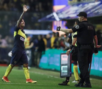 Tevez, addio alla Bombonera in lacrime