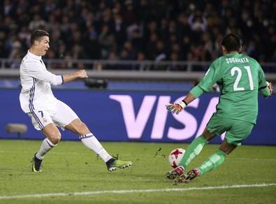 Ecco perché Cristiano Ronaldo non usa scarpini neri