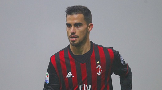 Il Milan arriva a Doha, Suso: «Siamo qui per vincere»