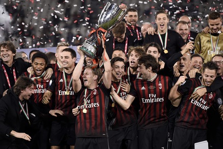 Milan, i festeggiamenti dopo la vittoria ai rigori contro la Juventus