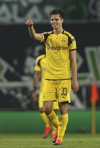 Il Real Madrid mette le mani su Weigl, ma Barcellona e City non si arrendono