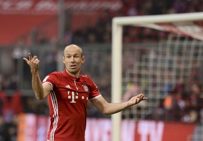 Robben alza la voce: «Voglio poter dire chi allenerà l'Olanda»
