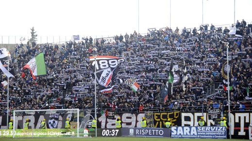 Ascoli-Bari, pugliesi in dieci: finisce 1-1