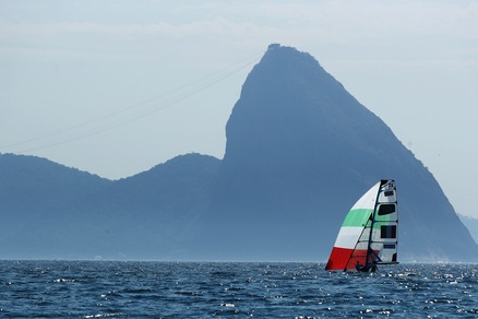 Vela, Vendée globe: Banque Populaire vola verso il trionfo
