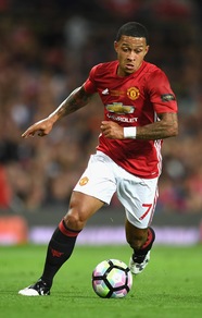 Depay fotografato mentre fuma narghilé: rottura totale con Mourinho