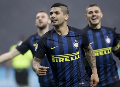 Banega in bilico: la plusvalenza è d'oro. L'Inter ci pensa