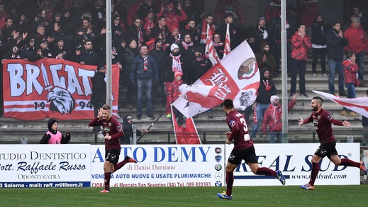 Serie B, Salernitana-Perugia 2-1: Donnarumma e Coda per lo sprint salvezza